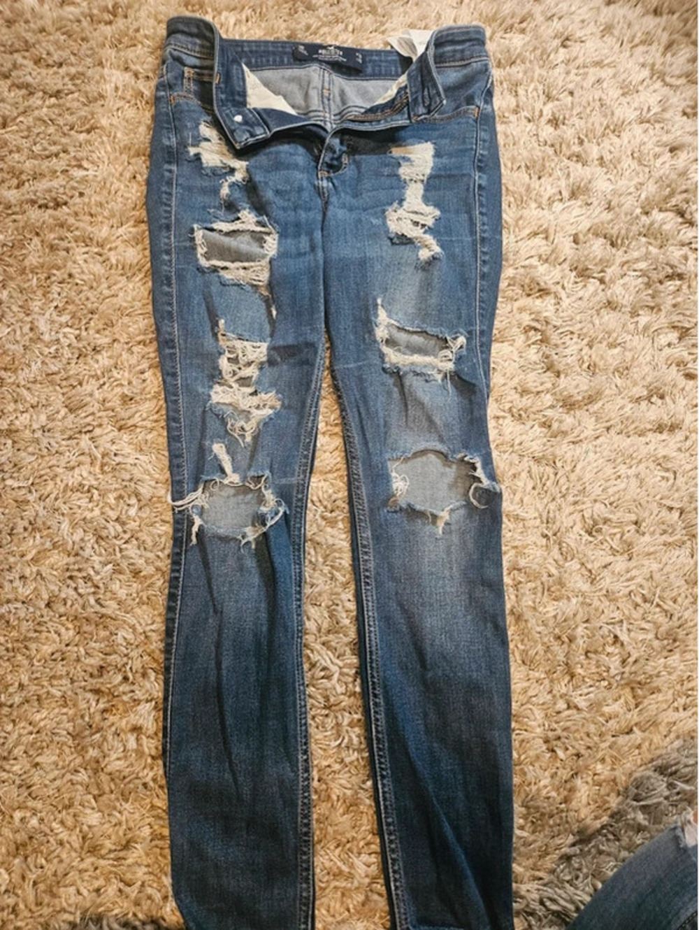 Hollister Size 3 Regular Ripped Grunge Jeans